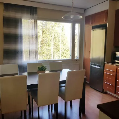 Away Holiday Apartman *